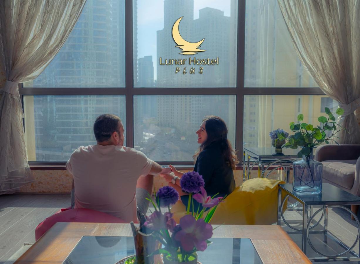 Lunar Hostel Plus Дубай Экстерьер фото